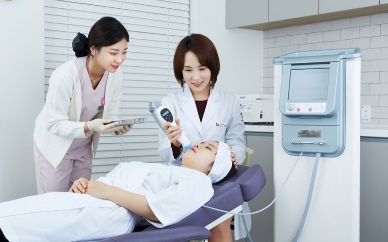 Cơ hội việc làm khi du học Hàn Quốc ngành làm đẹp